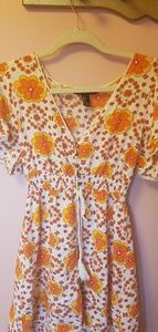 🌻Forever 21 Retro 70s Dress